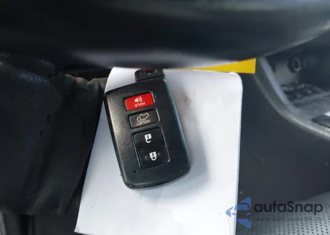 2014 Toyota Highlander Limited V6 z USA, uszkodzony, nr VIN 5TDDKRFH7ES036317